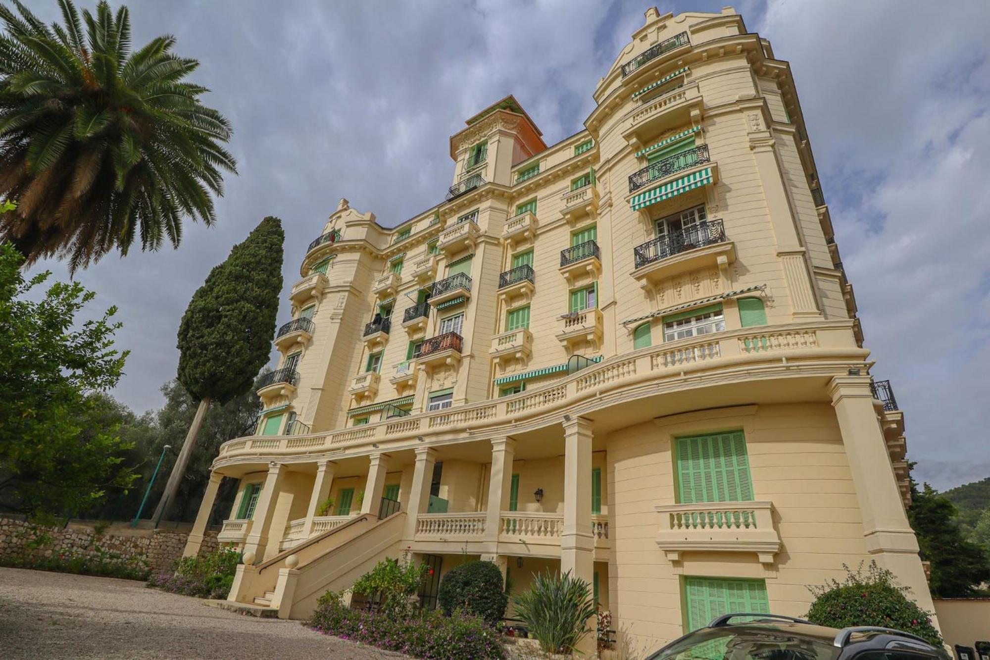 "Le Garavan Palace" Idyllique, Proche Gare Et Plage マントン エクステリア 写真
